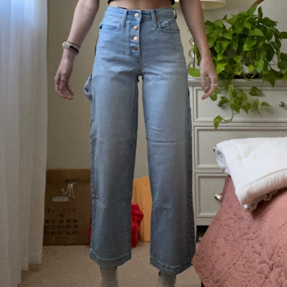 •Universal Thread Flare Button Fly Jeans